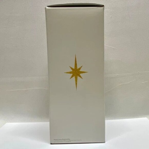 Stella Artois Belgium Beer Drinking Chalice Special Edition Glass 2017 EUC IOB - Picture 3 of 15